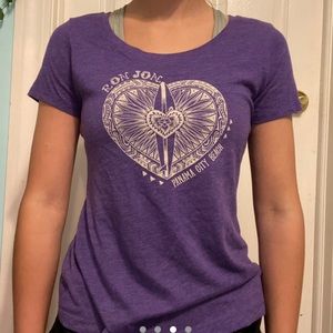 never worn ron jon tshirt size large, fits medium